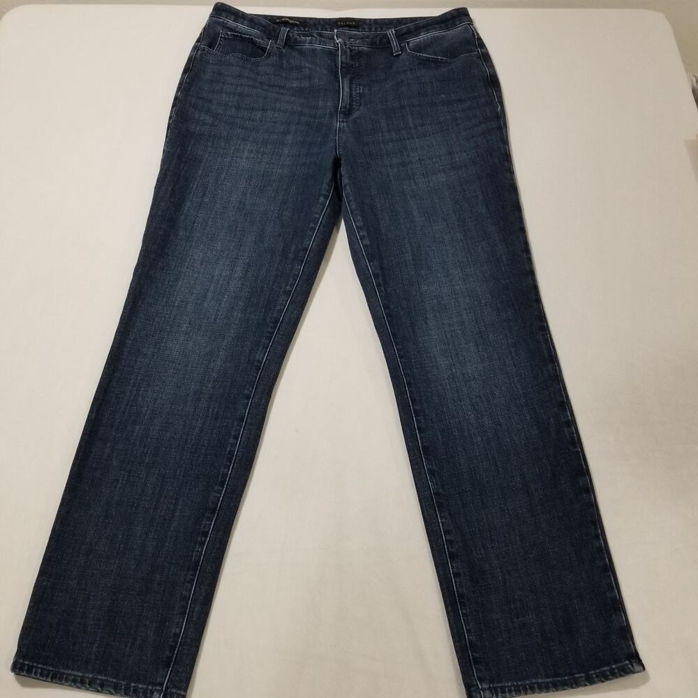 Talbots Jeans Womens 14 Curvy Fit Straight Leg Florence Wash Tummy Control
